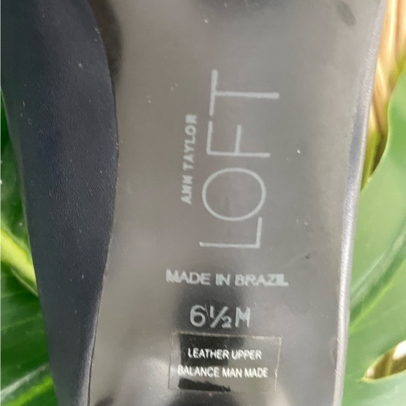 Ann Taylor Loft Vintage 90’s Navy Blue leather high heel pump Loafers Size 6-1/2 - Picture 10 of 14